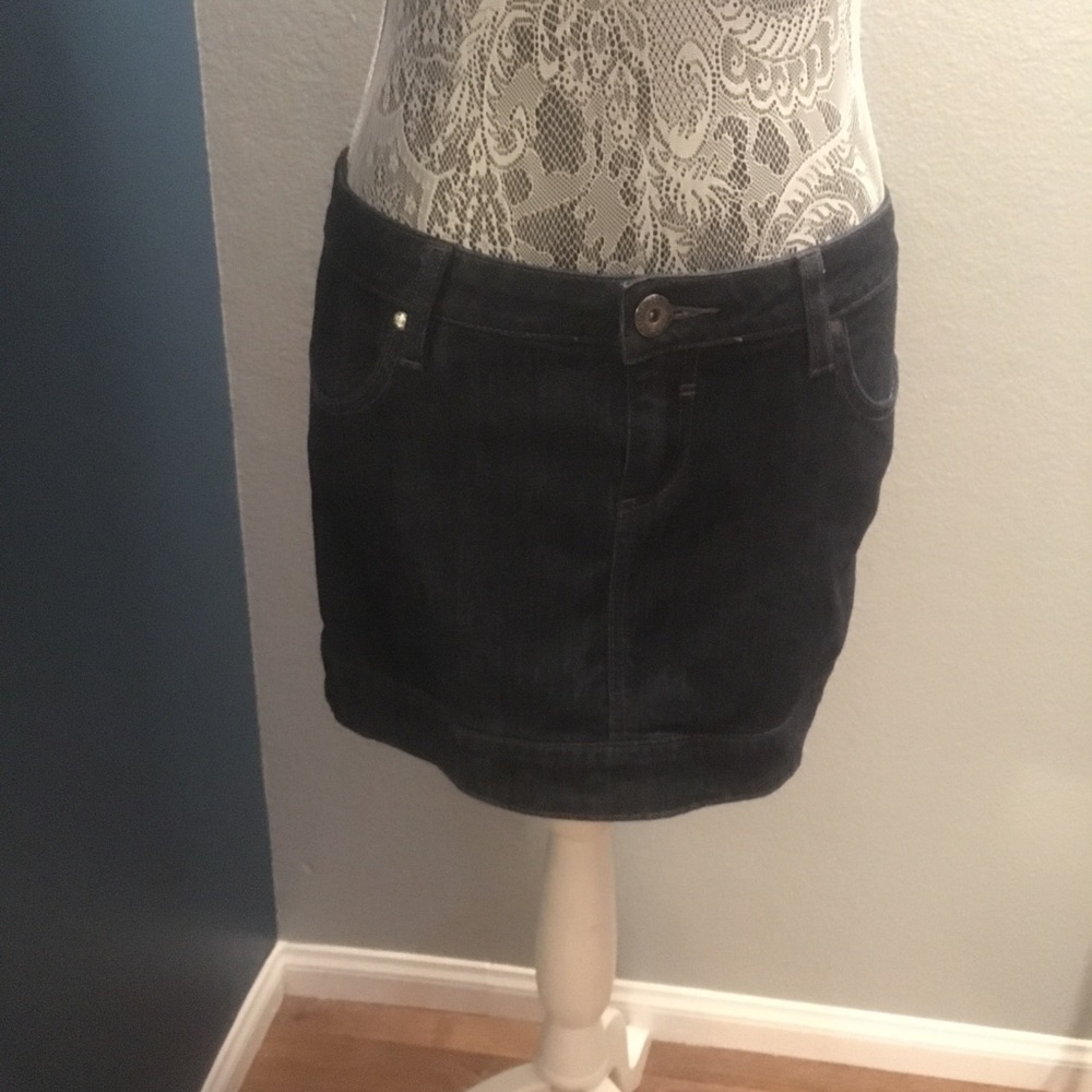 DC Boogie Slim Denim Jean Skirt Sz 28 - Picture 2 of 6